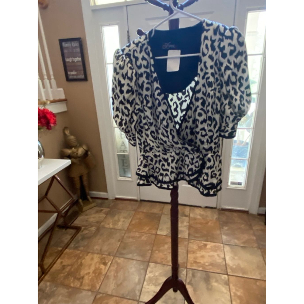 Women's vintage Damon II Black and White Blouse Size M